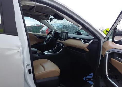 2021 Toyota Rav4 Xle Premium z USA, uszkodzony, nr VIN 2T3A1RFV1MW170720